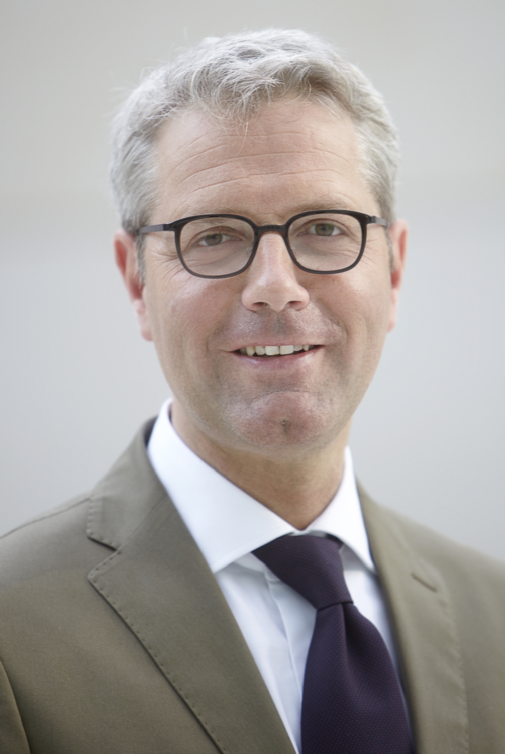 Norbert Röttgen übernimmt econfleetSchirmherrschaft, Flotte.de